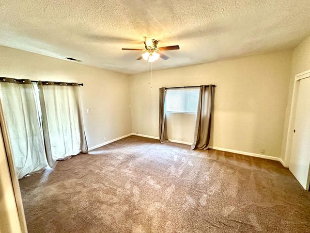 2118 W Sonoma Ave, Stockton, CA 95204