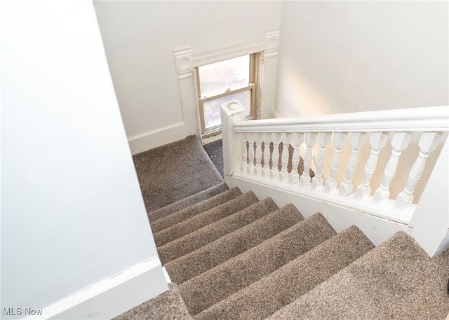 911 N Water Street, Uhrichsville, OH 44683