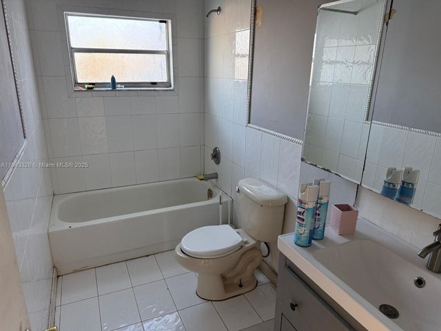 15400 SW 305th St, Homestead, FL 33033