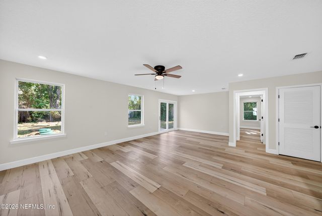 8329 OSTEEN Street, Jacksonville, FL 32210