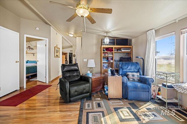 12571 Lake Shore Dr, Nampa, ID 83686