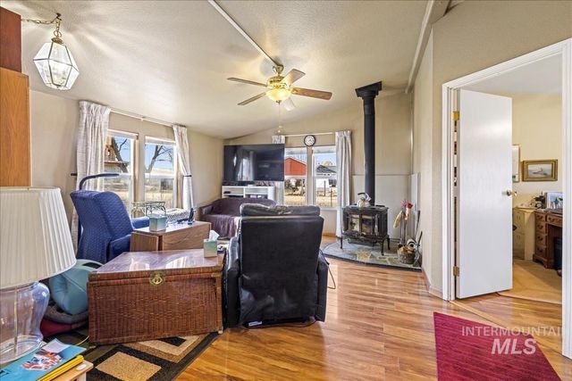 12571 Lake Shore Dr, Nampa, ID 83686