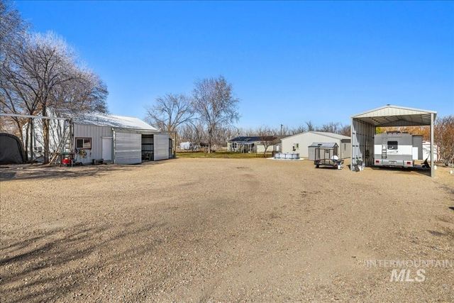 12571 Lake Shore Dr, Nampa, ID 83686