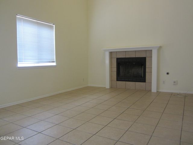 538 Olmeca Drive, El Paso, TX 79912