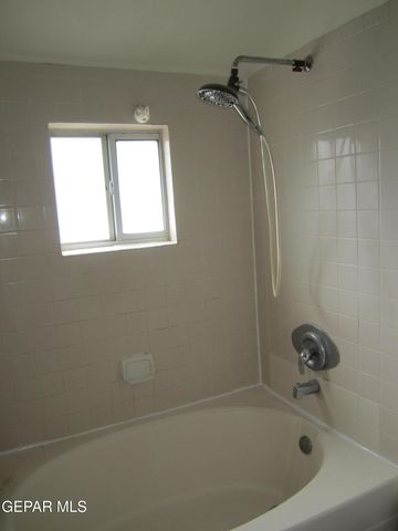 538 Olmeca Drive, El Paso, TX 79912