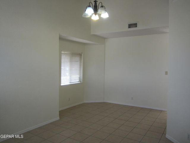 538 Olmeca Drive, El Paso, TX 79912