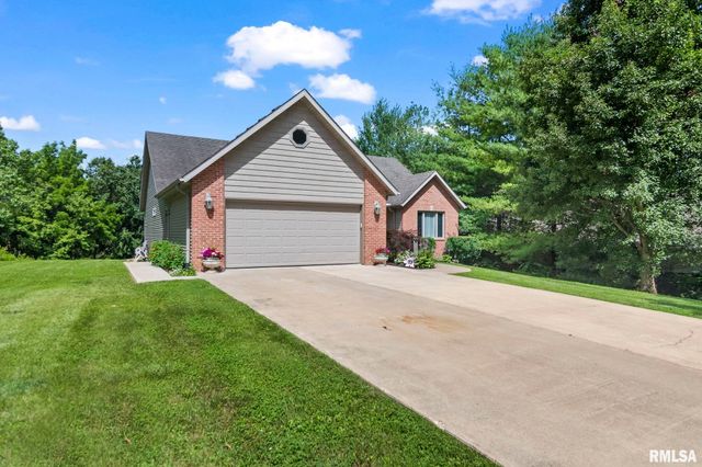 2450 Old Beardstown Road, Springfield, IL 62702