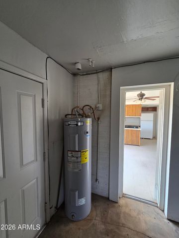 1708 W MICHELLE Drive, Phoenix, AZ 85023
