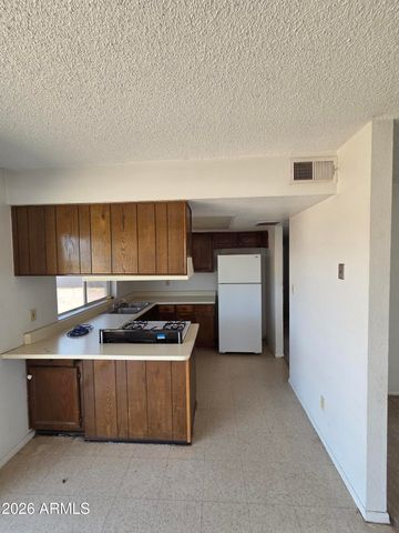 1708 W MICHELLE Drive, Phoenix, AZ 85023