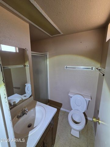 1708 W MICHELLE Drive, Phoenix, AZ 85023
