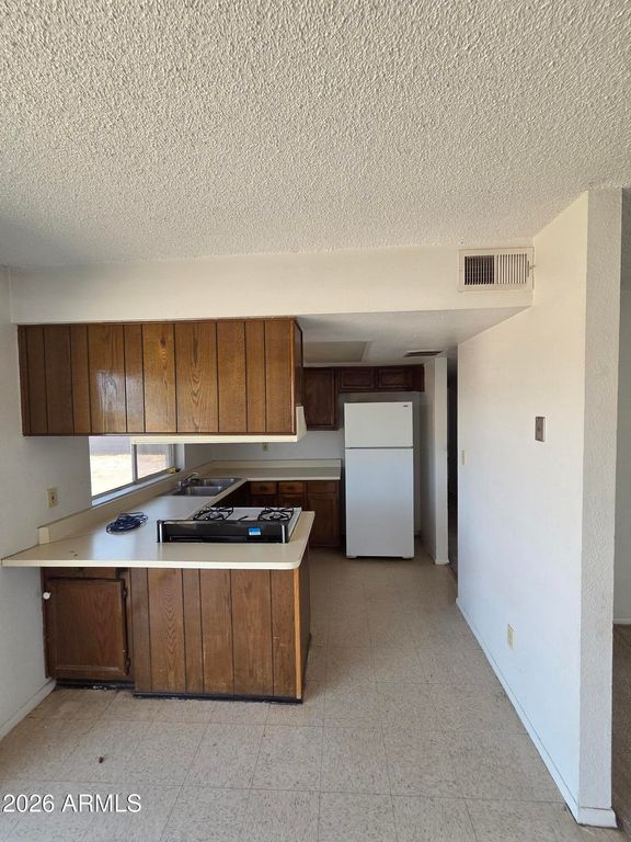 1708 W MICHELLE Drive, Phoenix, AZ 85023 — photo 3