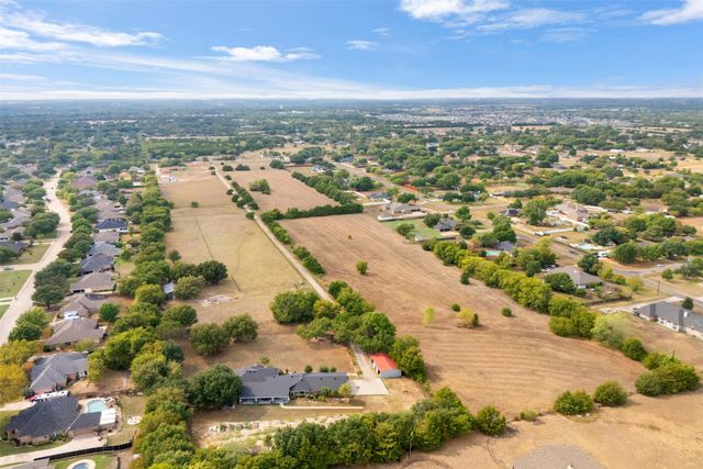 744 Cockrell Hill Road A, Ovilla, TX 75154