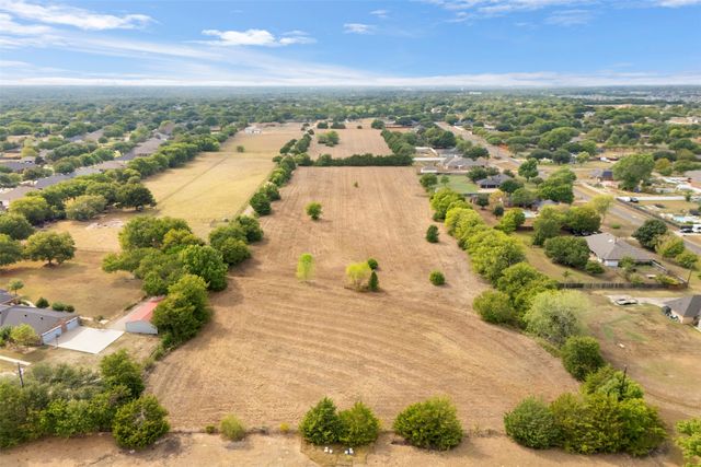 744 Cockrell Hill Road A, Ovilla, TX 75154
