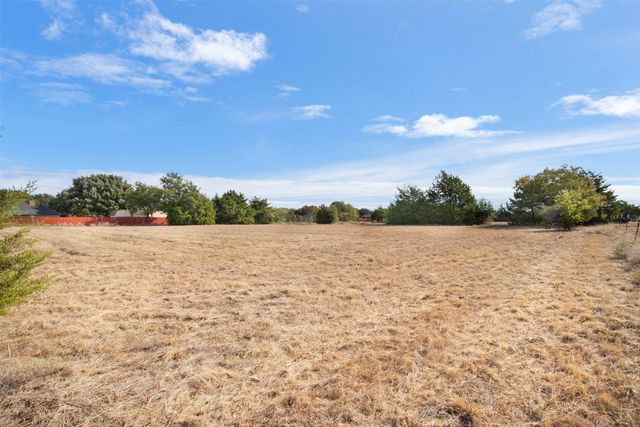 744 Cockrell Hill Road A, Ovilla, TX 75154