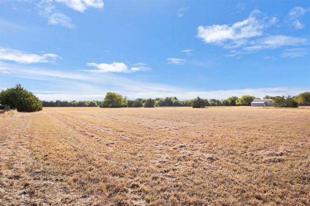 744 Cockrell Hill Road A, Ovilla, TX 75154