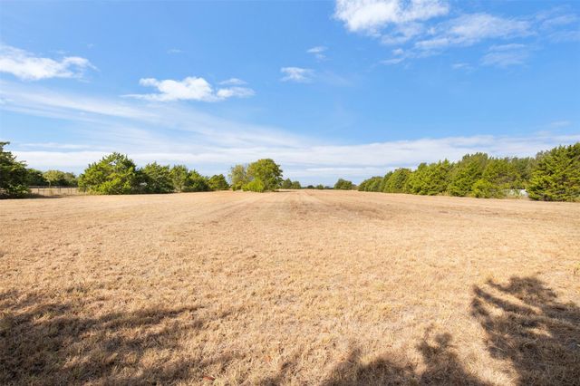 744 Cockrell Hill Road A, Ovilla, TX 75154