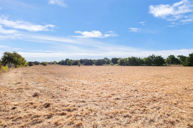 744 Cockrell Hill Road A, Ovilla, TX 75154