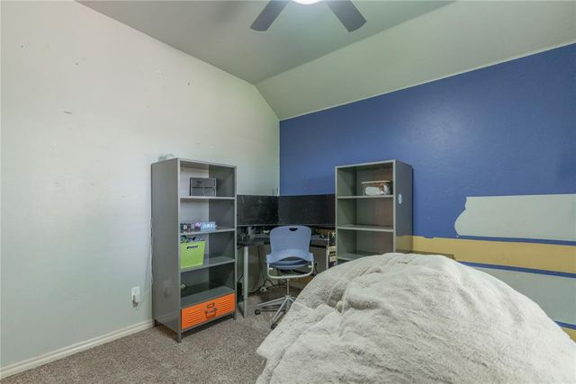 2113 Sycamore Creek Avenue, Yukon, OK 73099