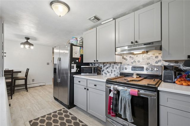 805 Caroline St, Derry Twp, PA 15650