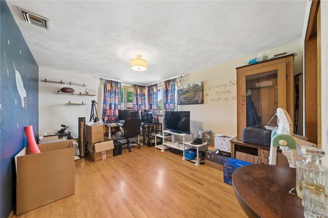 805 Caroline St, Derry Twp, PA 15650