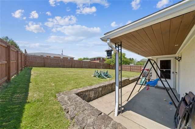 805 Caroline St, Derry Twp, PA 15650