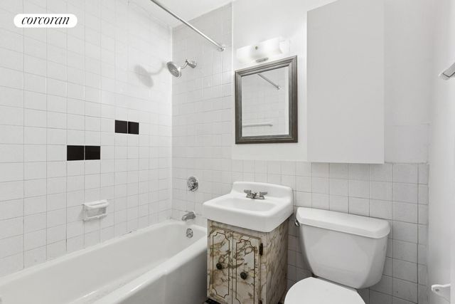 609 Columbus Ave Apt 16K, New York City, NY 10024