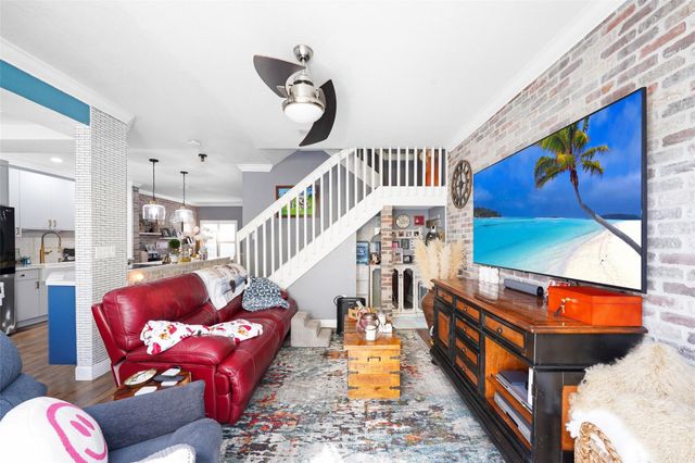 740 NW 170th Ter, Pembroke Pines, FL 33028