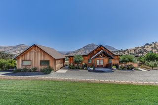 7042 Palomino Drive, Sanger, CA 93657