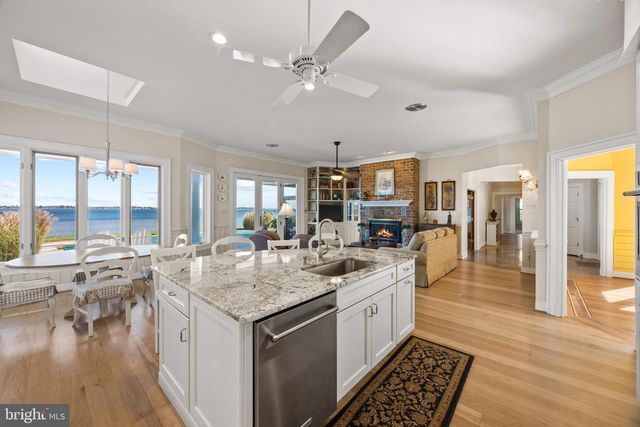 2907 COX NECK RD E, Chester, MD 21619