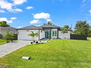 306 NE 11th ST, Cape Coral, FL 33909