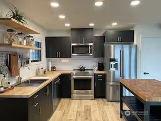 219 E Main, Mossyrock, WA 98564