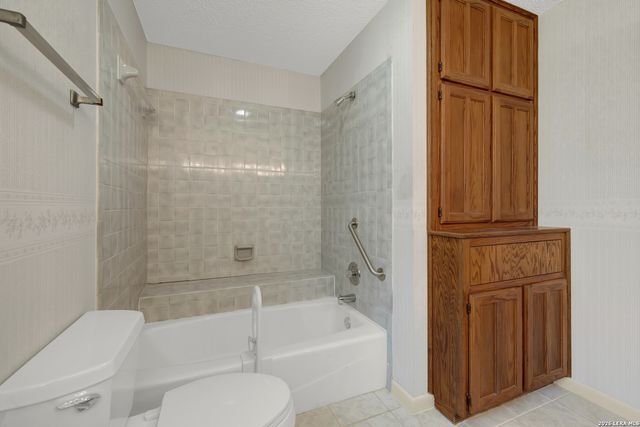 1940 SQUIRE CIR, New Braunfels, TX 78130