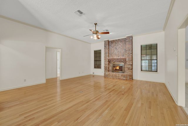1940 SQUIRE CIR, New Braunfels, TX 78130
