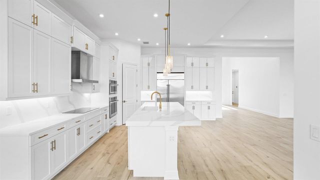 13585 SW Shinnecock Drive, Port St. Lucie, FL 34987