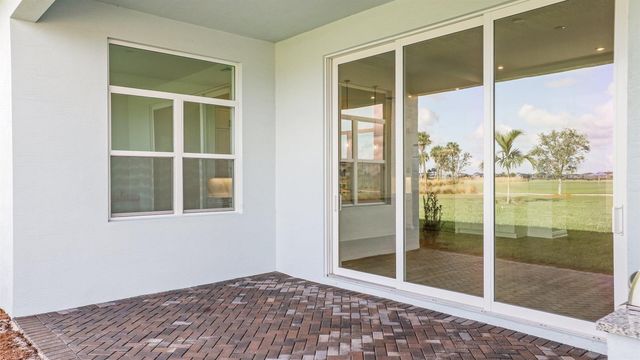 13585 SW Shinnecock Drive, Port St. Lucie, FL 34987