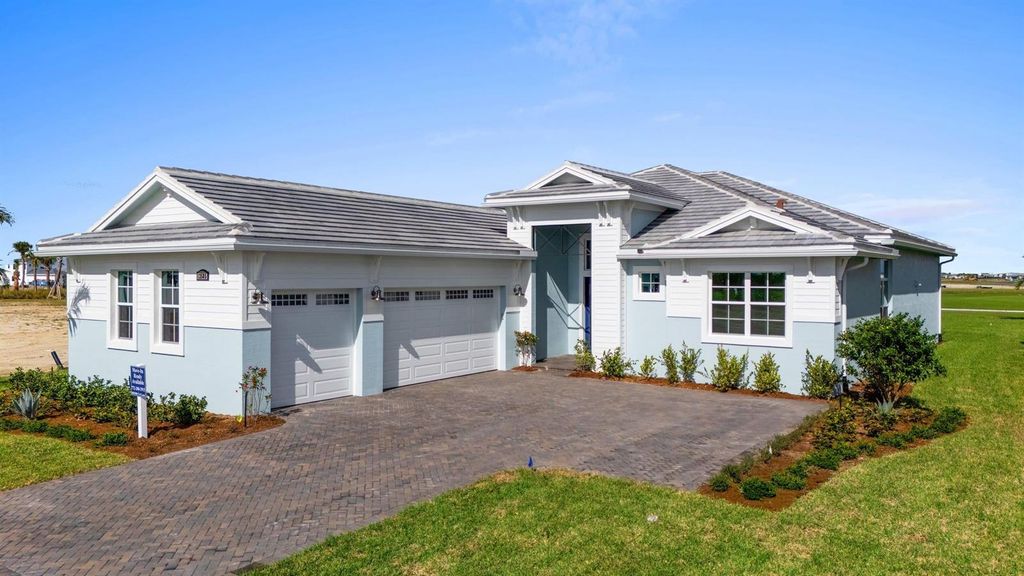 13585 SW Shinnecock Drive, Port St. Lucie, FL 34987