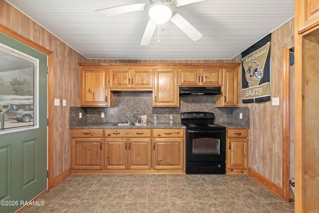 1036 Gabriel Street, Breaux Bridge, LA 70517