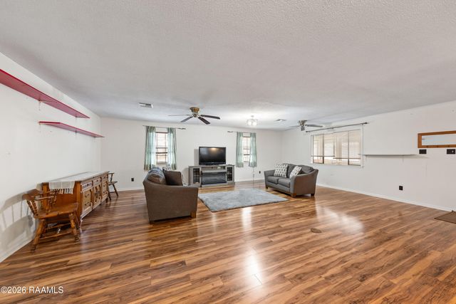 1036 Gabriel Street, Breaux Bridge, LA 70517