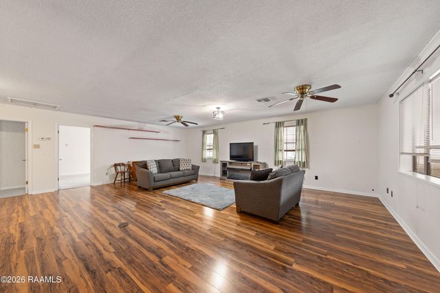 1036 Gabriel Street, Breaux Bridge, LA 70517