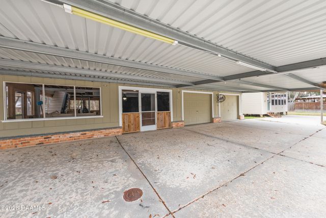 1036 Gabriel Street, Breaux Bridge, LA 70517