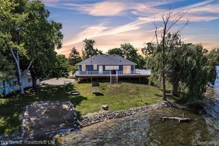200 Simpson Street, Grass Lake, MI 49240