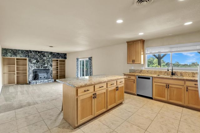 17780 Redberry Ln, Jackson, CA 95642