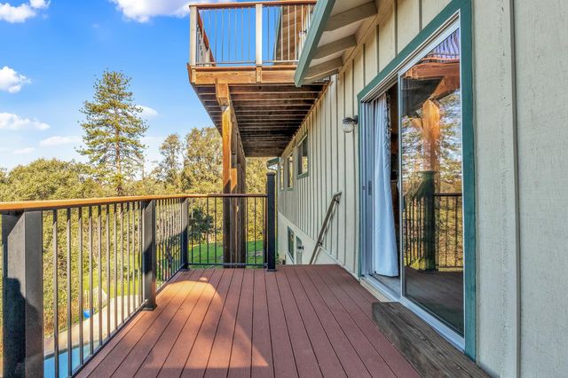 17780 Redberry Ln, Jackson, CA 95642