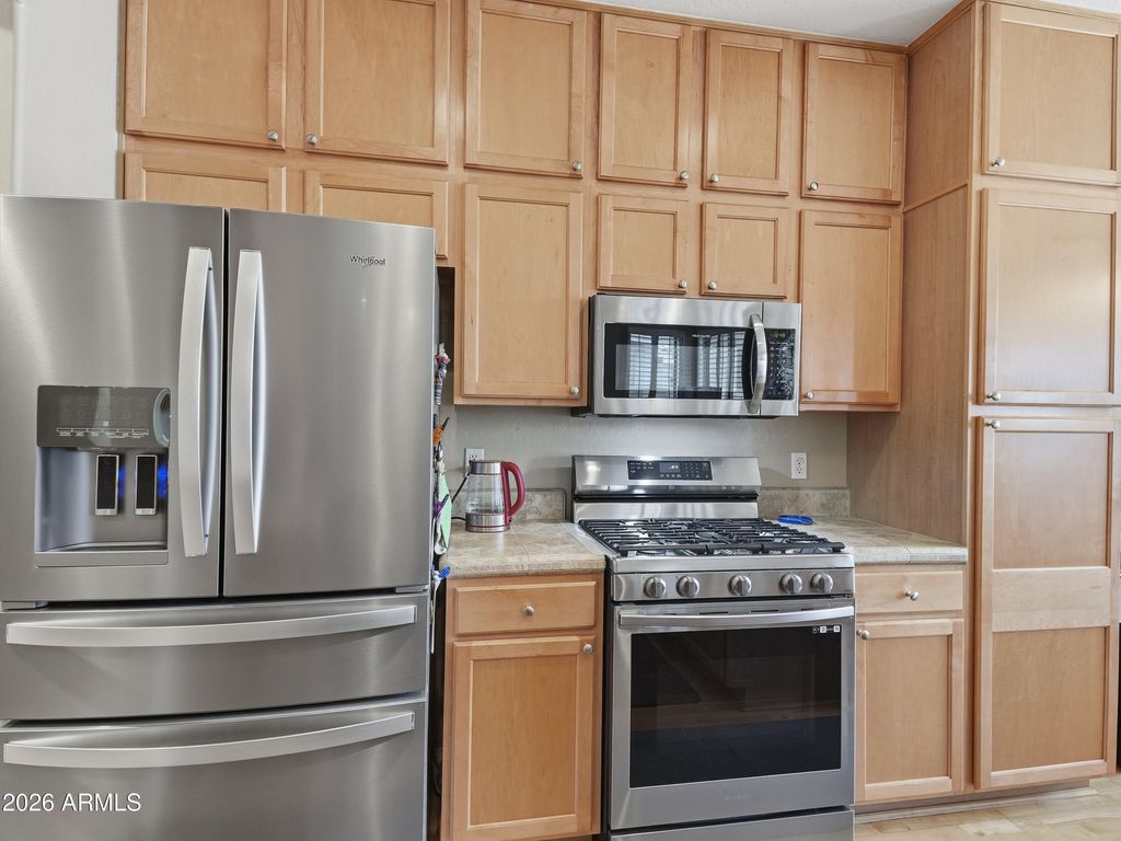 212 E CANARY Court, San Tan Valley, AZ 85143 — photo 2