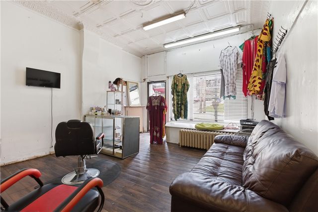 2721-2723 Brownsville Rd, Brentwood, PA 15227