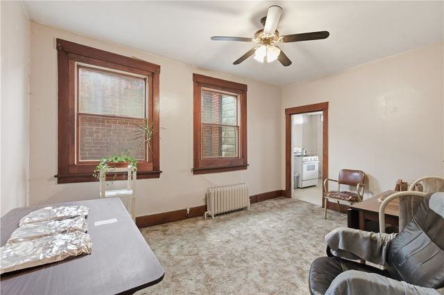 2721-2723 Brownsville Rd, Brentwood, PA 15227