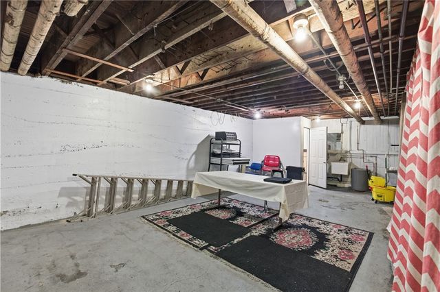 2721-2723 Brownsville Rd, Brentwood, PA 15227