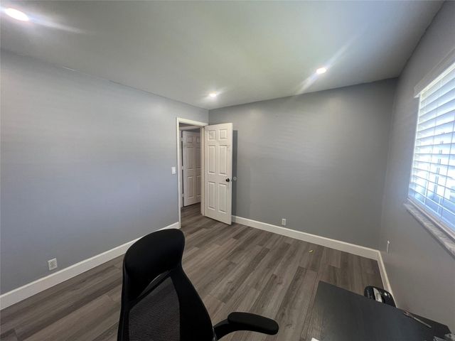 7975 NW 8TH Street, Margate, FL 33063