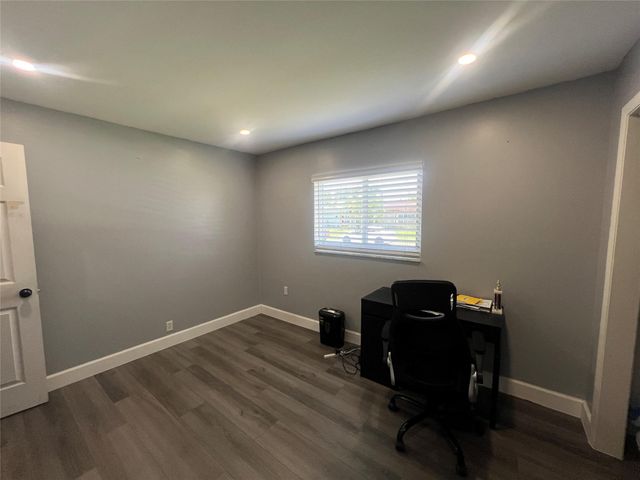 7975 NW 8TH Street, Margate, FL 33063