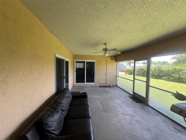7975 NW 8TH Street, Margate, FL 33063